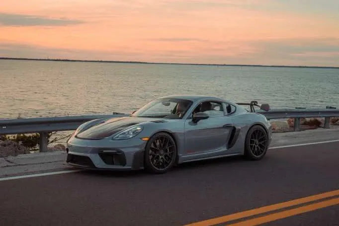 Porsche GT4RS